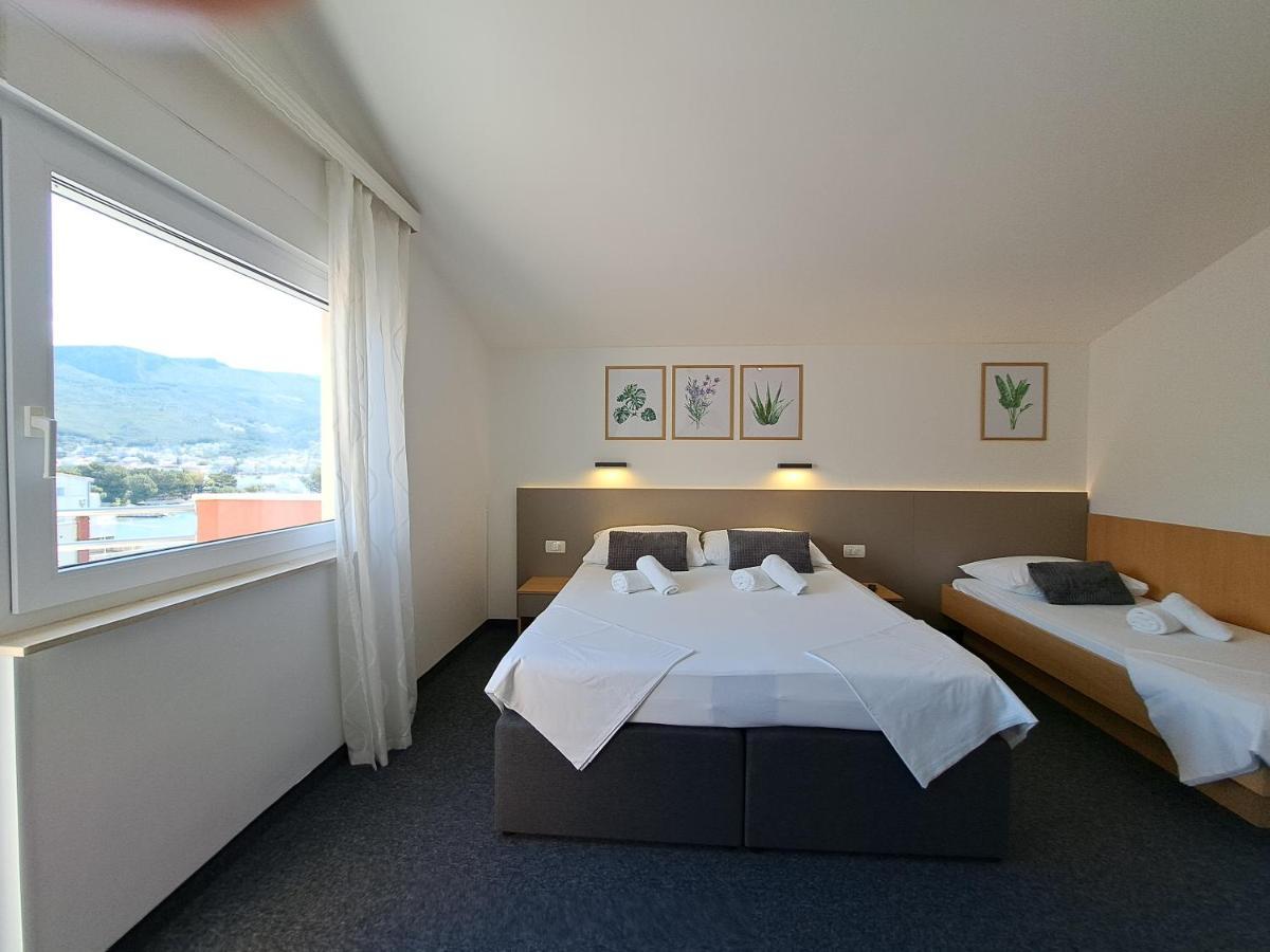 Rooms Zvonimir สโตเบรช ภายนอก รูปภาพ